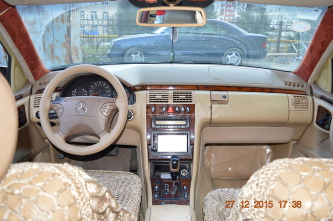Mercedes E 320 2001, 370,000 km - 3.2 л - Bakı
