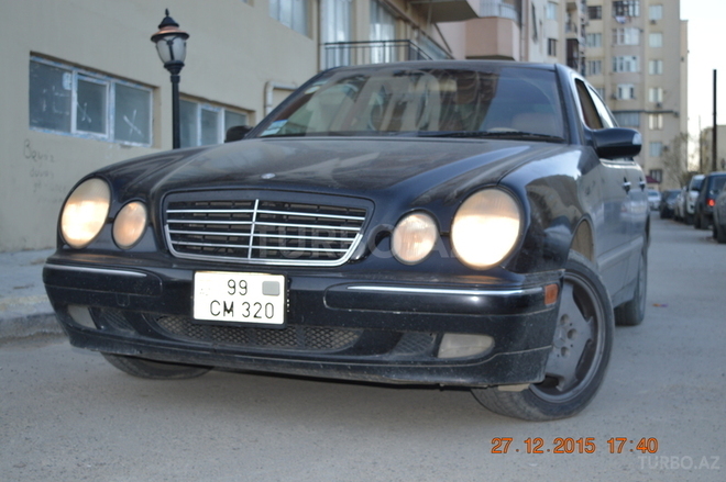 Mercedes E 320 2001, 370,000 km - 3.2 л - Bakı