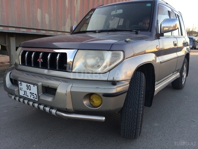 Mitsubishi Pajero io 1999, 223,000 km - 1.8 л - Bakı