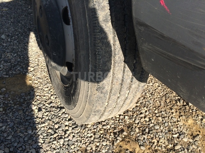 Mercedes 814 D 1996, 300,000 km - 4.2 л - Bakı