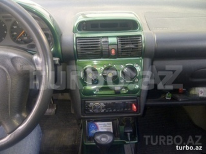 Opel Corsa 1998, 175,000 km - 1.4 л - Bakı