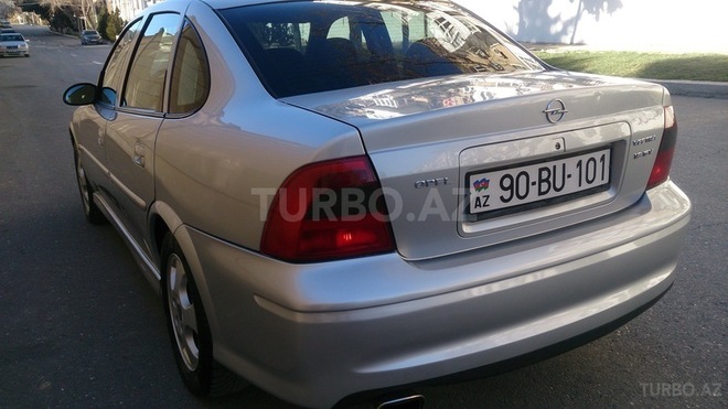 Opel Vectra 2000, 250,000 km - 1.8 l - Bakı