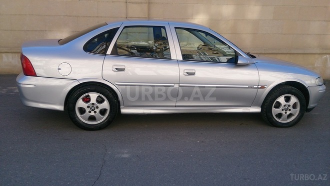 Opel Vectra 2000, 250,000 km - 1.8 l - Bakı
