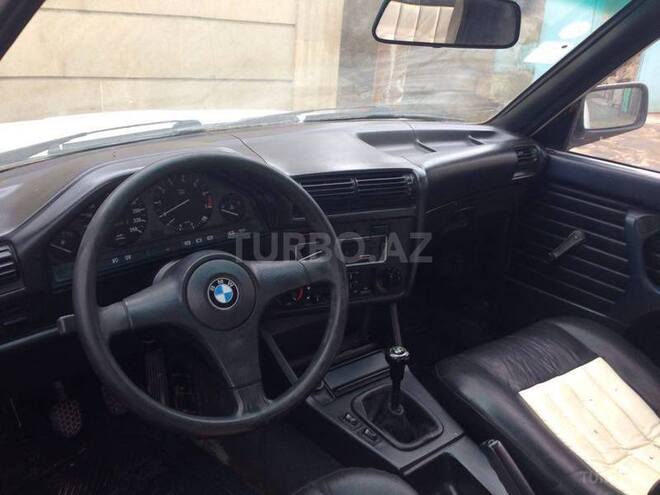 BMW 318 1984, 250,000 km - 1.8 л - Bakı