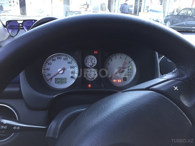Mitsubishi Airtrek 2002, 197,243 km - 0.2 l - Bakı