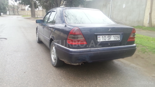 Mercedes C 220 1995, 280,000 km - 2.2 l - Sumqayıt
