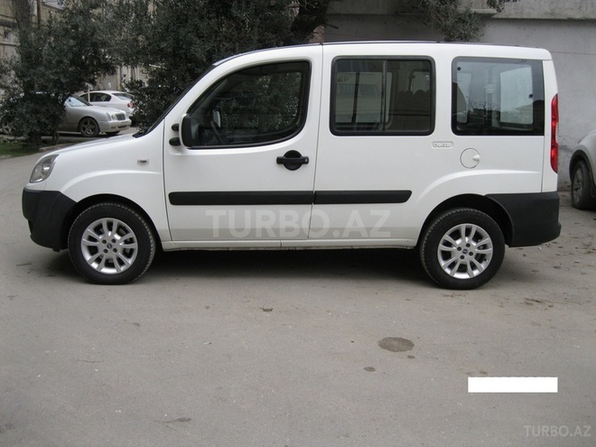 Fiat Doblo 2006, 145,000 km - 1.3 l - Bakı
