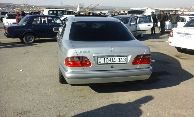 Mercedes  1998, 250,000 km - 2.3 l - Bakı