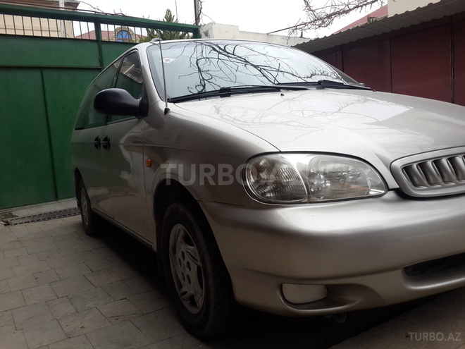 Kia Carnival 2001, 180,000 km - 2.5 l - Bakı