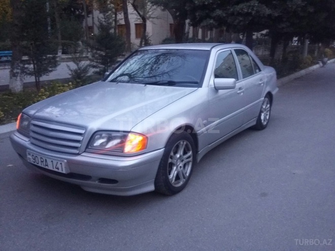 Mercedes C 200 1999, 310,000 km - 2.0 л - Bakı