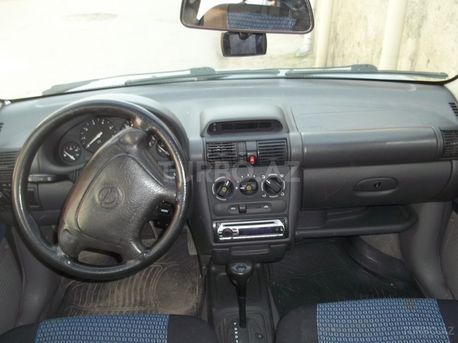 Opel Vita 1995, 138,000 km - 1.4 l - Bakı