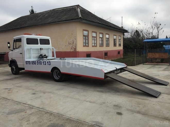 Mercedes 709 D 1990, 325,050 km - 4.0 л - Astara