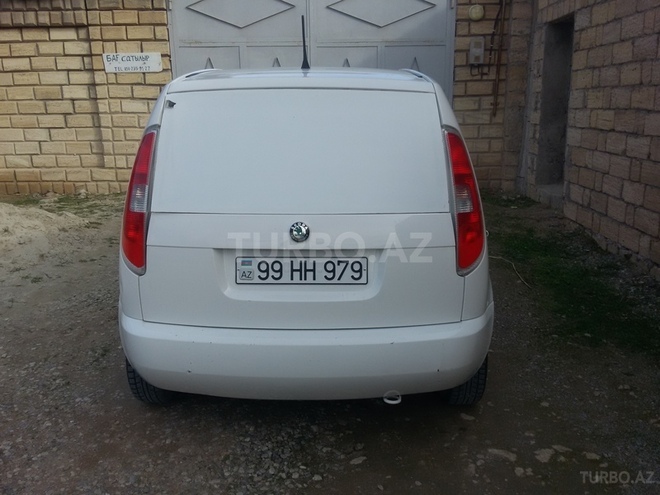 Skoda Praktik 2012, 97,000 km - 1.4 l - Bakı