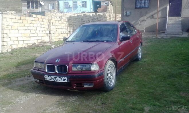 BMW 318 1992, 324,596 km - 1.8 л - Bakı