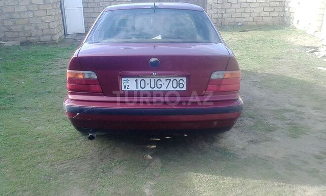 BMW 318 1992, 324,596 km - 1.8 л - Bakı