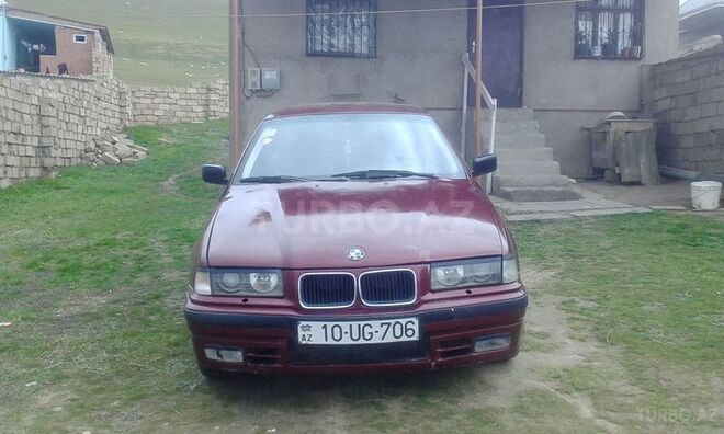 BMW 318 1992, 324,596 km - 1.8 л - Bakı