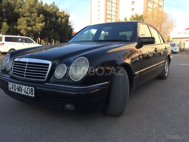 Mercedes E 230 1996, 231,106 km - 2.3 l - Bakı