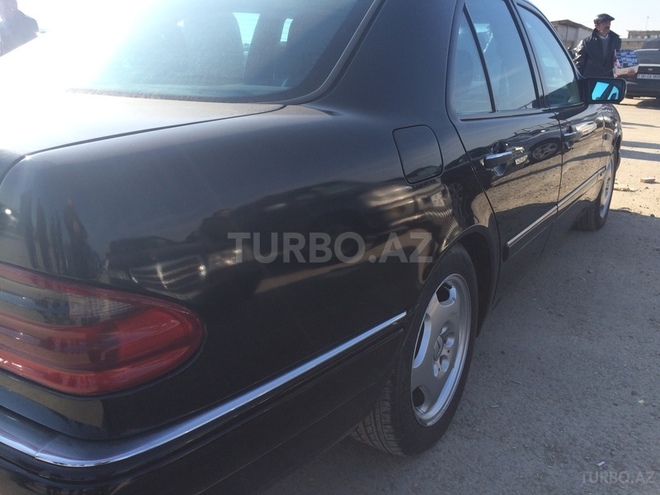 Mercedes E 230 1996, 231,106 km - 2.3 l - Bakı