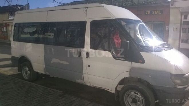 Ford Transit 2000, 500,000 km - 3.2 л - Quba