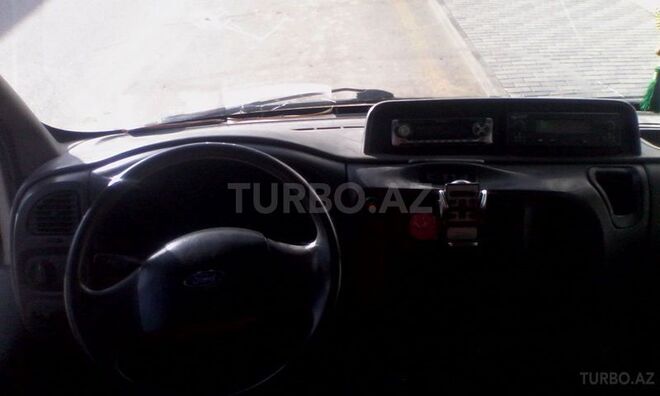 Ford Transit 2000, 500,000 km - 3.2 л - Quba