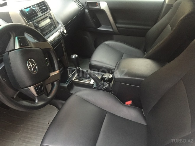 Toyota Prado 2012, 50,000 km - 3.0 l - Bakı