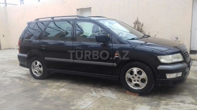 Mitsubishi Chariot 1999, 228,000 km - 2.2 л - Bakı