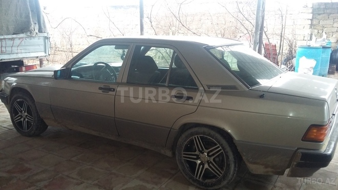 Mercedes 190 1990, 437,000 km - 2.0 l - Bakı