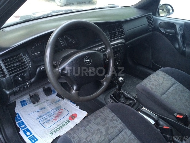 Opel Vectra 1998, 182,000 km - 1.6 l - Bakı