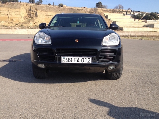 Porsche Cayenne 2005, 133,000 km - 4.5 l - Bakı