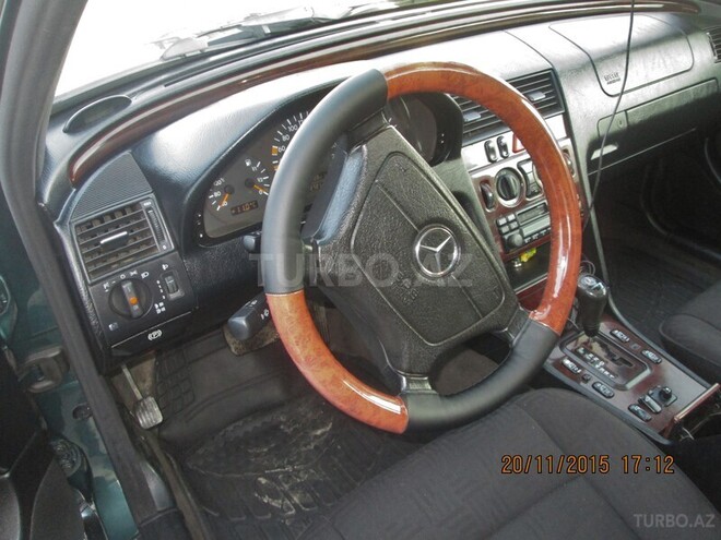 Mercedes C 200 1999, 275,000 km - 2.0 l - Bakı