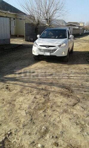 Hyundai ix35 2011, 68,000 km - 2.0 l - Biləsuvar