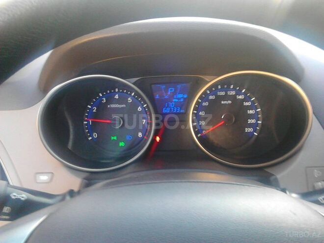 Hyundai ix35 2011, 68,000 km - 2.0 l - Biləsuvar