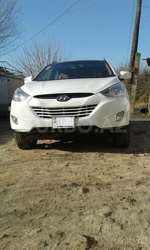 Hyundai ix35 2011, 68,000 km - 2.0 l - Biləsuvar