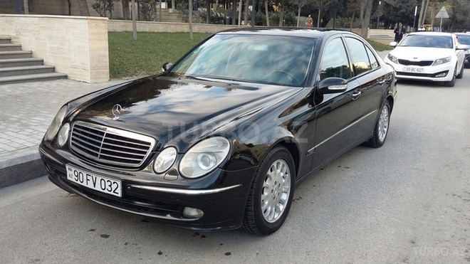 Mercedes E 220 2006, 230,000 km - 2.2 л - Bakı