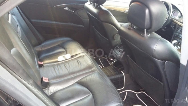 Mercedes E 220 2006, 230,000 km - 2.2 л - Bakı