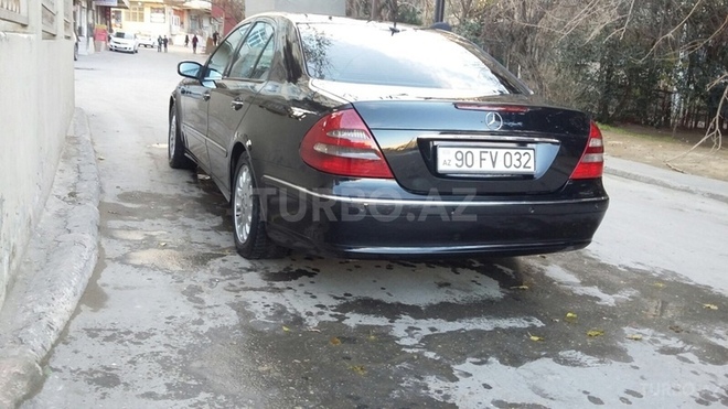 Mercedes E 220 2006, 230,000 km - 2.2 л - Bakı