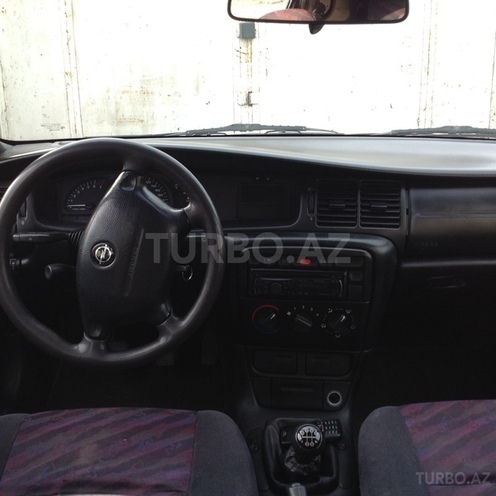 Opel Vectra 1996, 250,000 km - 1.8 l - Gəncə