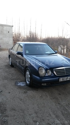 Mercedes E 240 1999, 234,000 km - 2.4 l - Gəncə