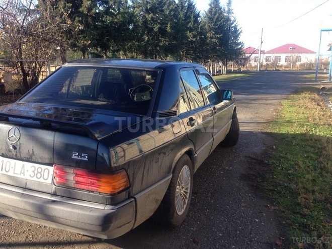 Mercedes 190 1990, 310,000 km - 2.5 l - Ağdam