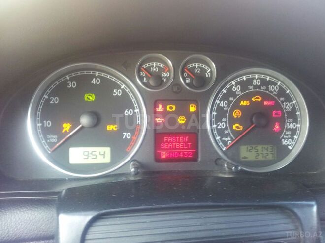 Volkswagen Passat 2003, 125,300 km - 2.0 л - Astara