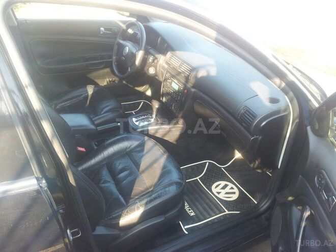 Volkswagen Passat 2003, 125,300 km - 2.0 л - Astara