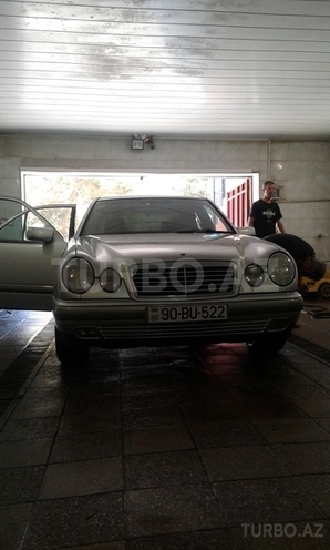 Mercedes E 230 1997, 250,000 km - 2.3 l - Bakı