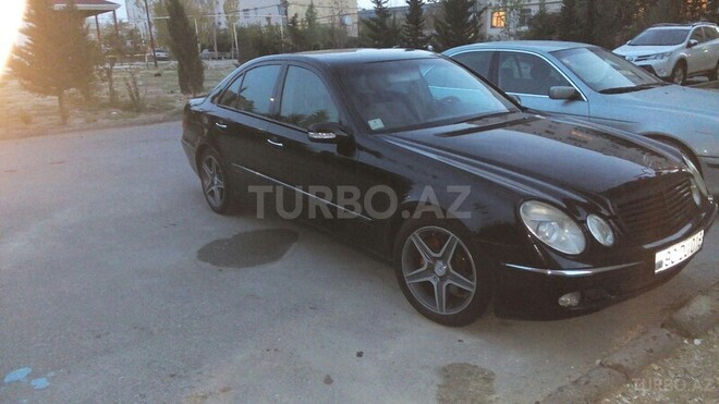 Mercedes E 320 2002, 300,000 km - 3.2 l - Bakı