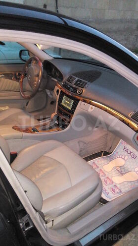 Mercedes E 320 2002, 300,000 km - 3.2 l - Bakı