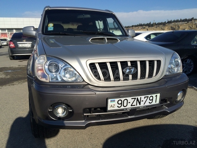 Hyundai Terracan 2004, 235,000 km - 2.9 l - Bakı