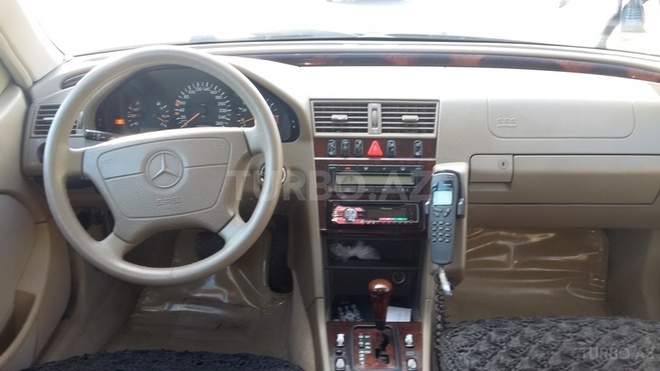 Mercedes C 240 1998, 220,000 km - 2.4 л - Bakı