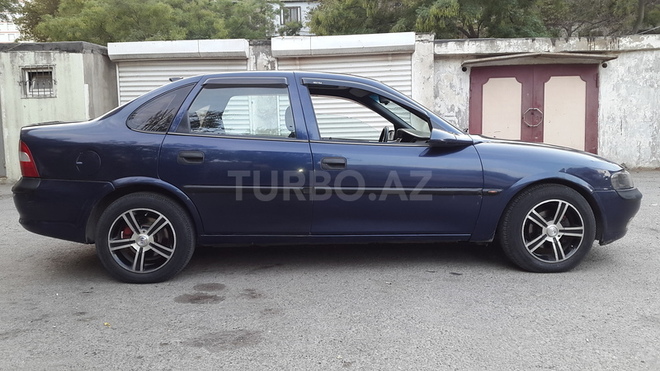 Opel Vectra 1998, 300,000 km - 1.8 l - Bakı