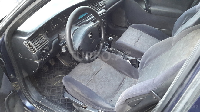 Opel Vectra 1998, 300,000 km - 1.8 l - Bakı