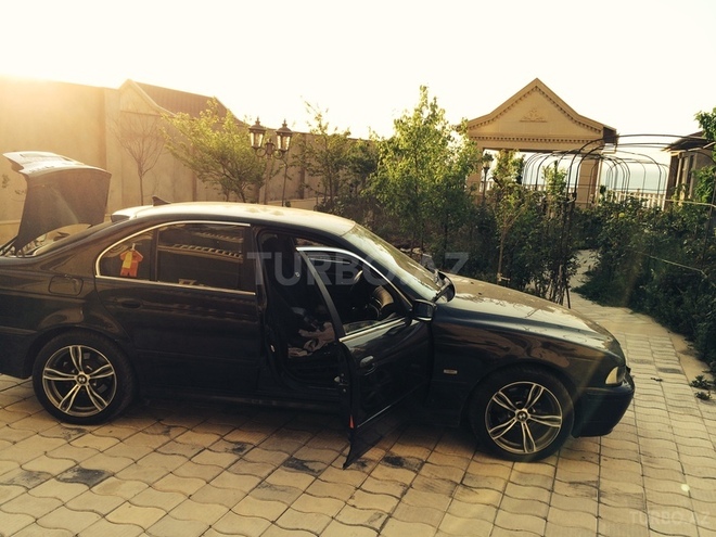 BMW 525 2001, 248,500 km - 2.5 l - Bakı