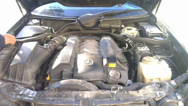 Mercedes E 430 2001, 175,000 km - 4.3 l - Bakı
